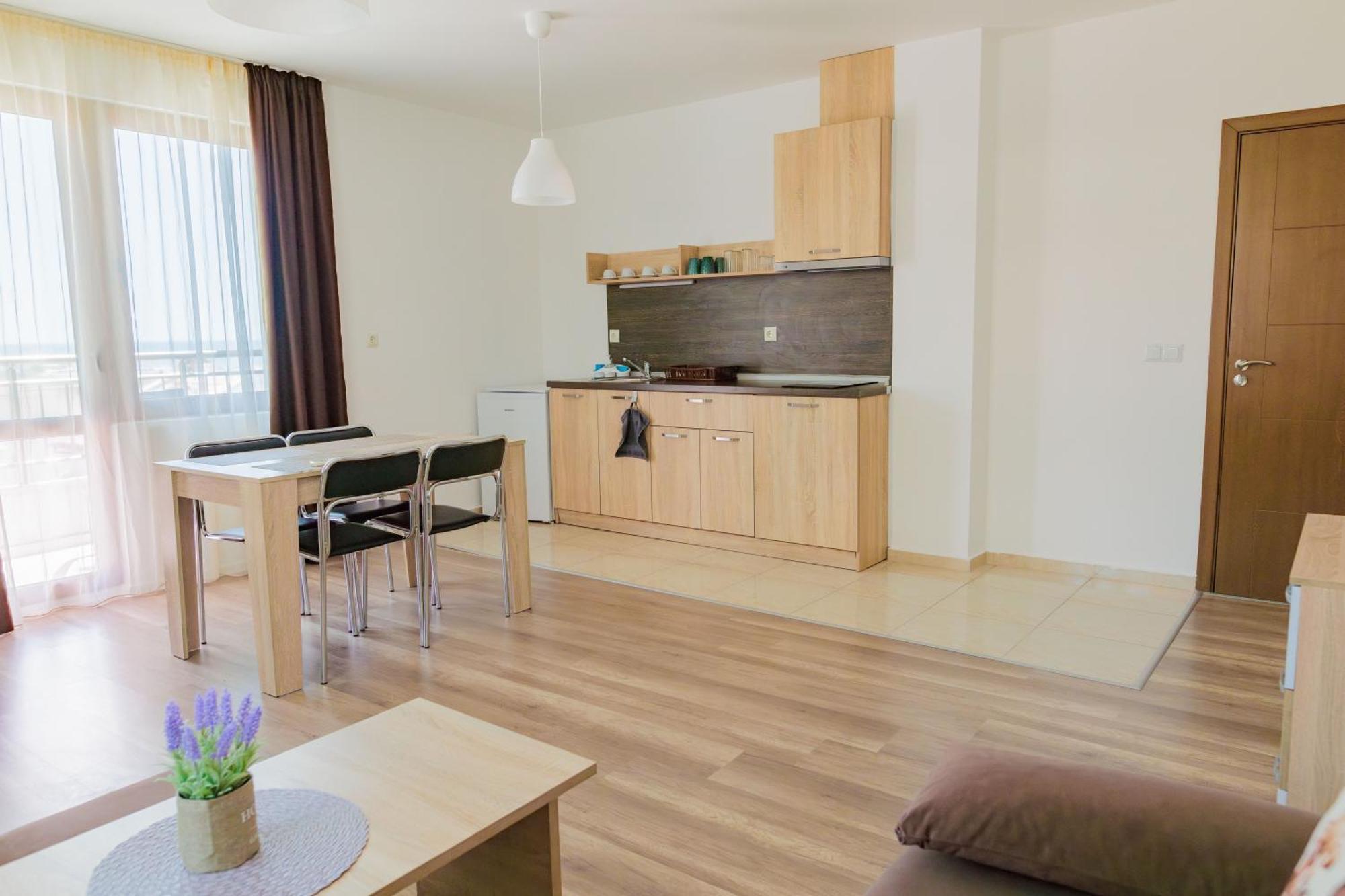 Black Sea Apartments Sveti Vlas Exterior photo